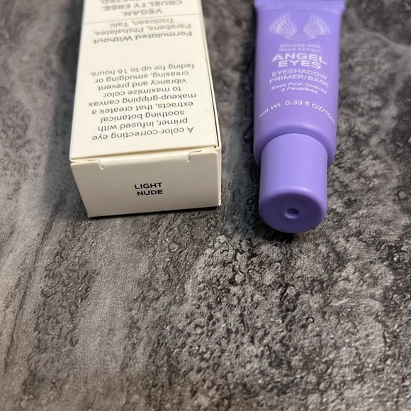 True + Luscious Angel Eyes Primer - Light Nude - Picture 4 of 4